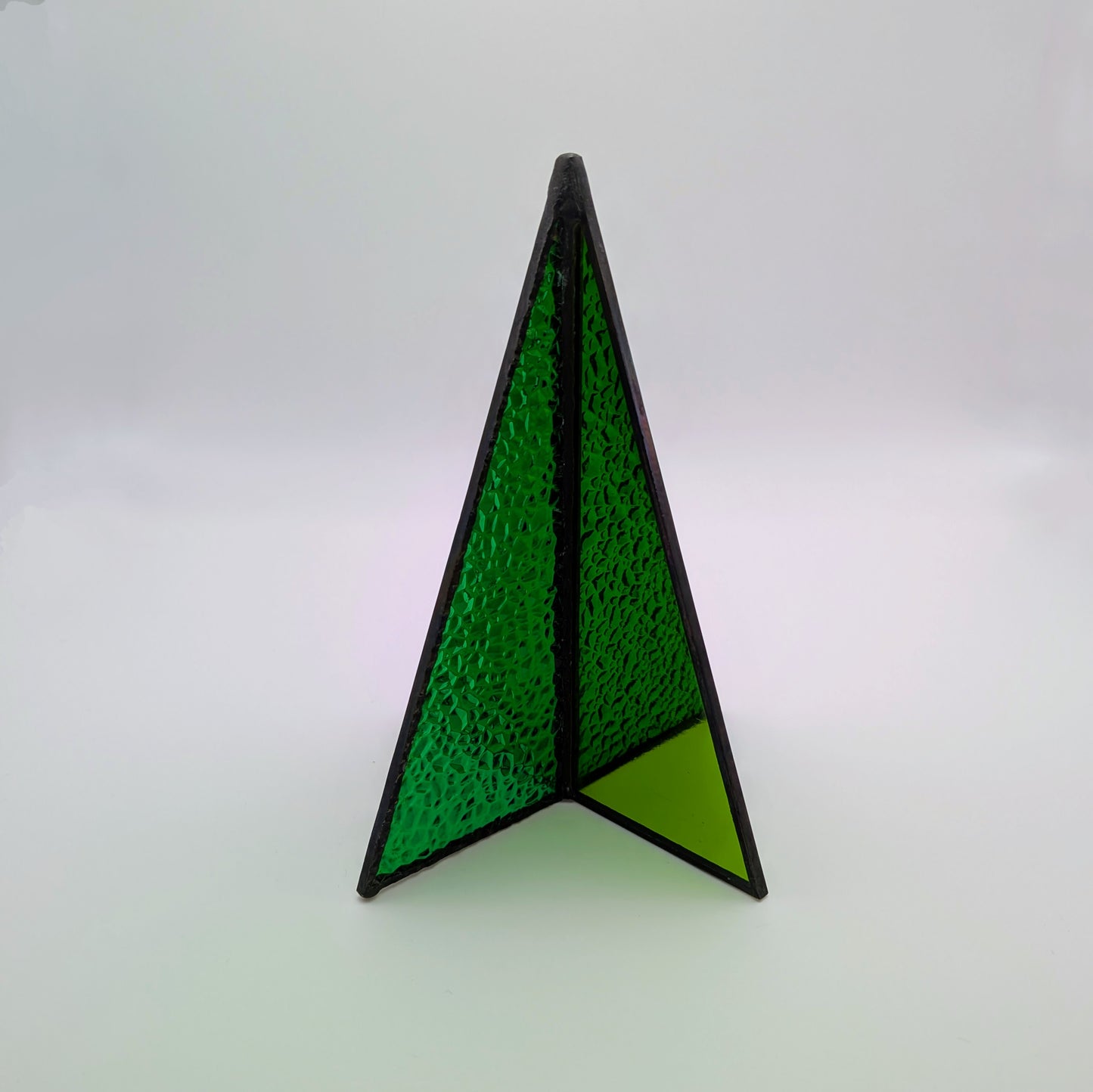 The Evergreen, Medium 5