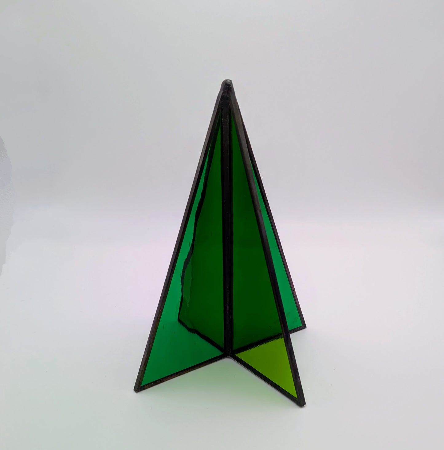 The Evergreen, Medium 4