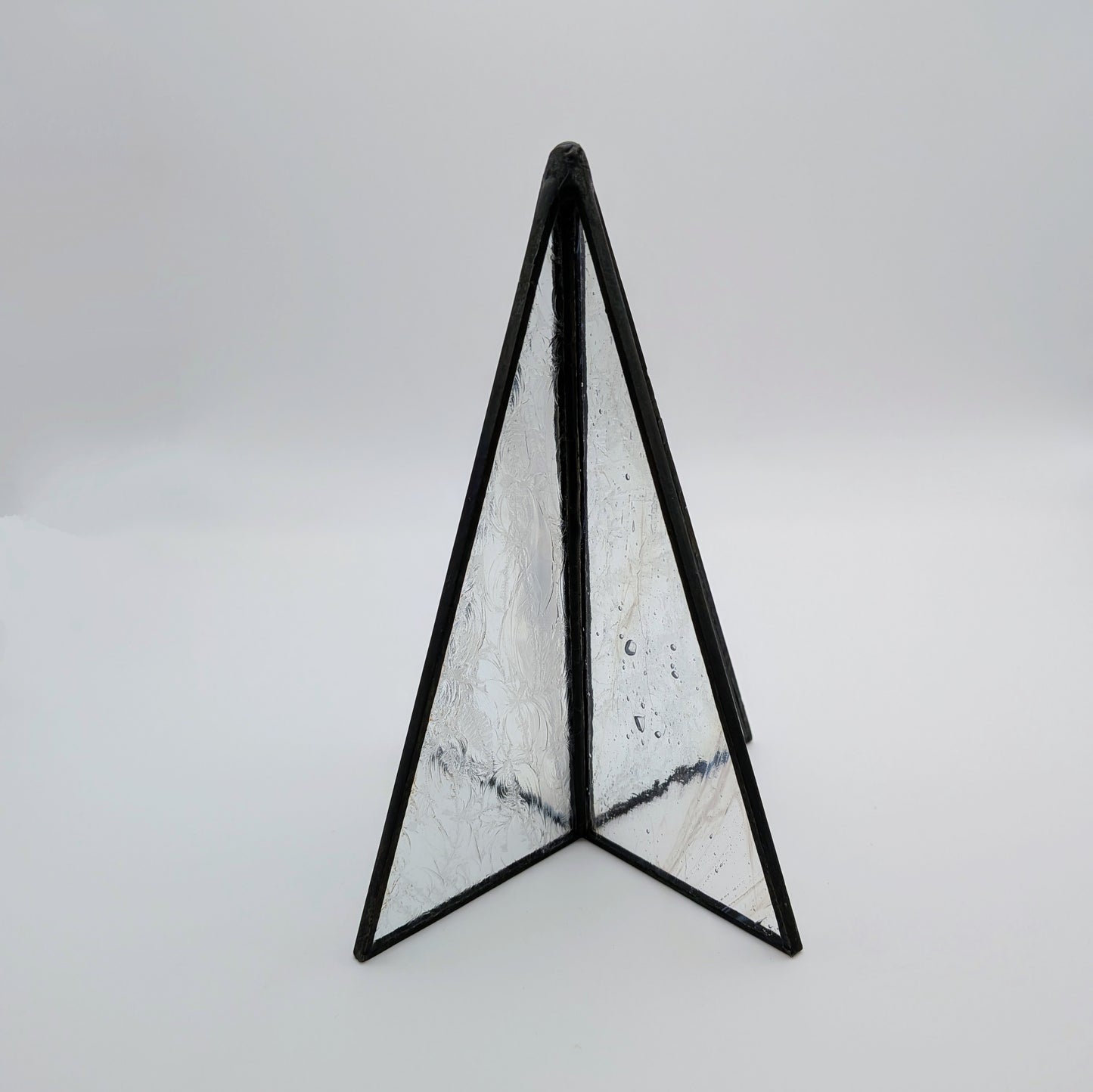 The Evergreen, Medium 3