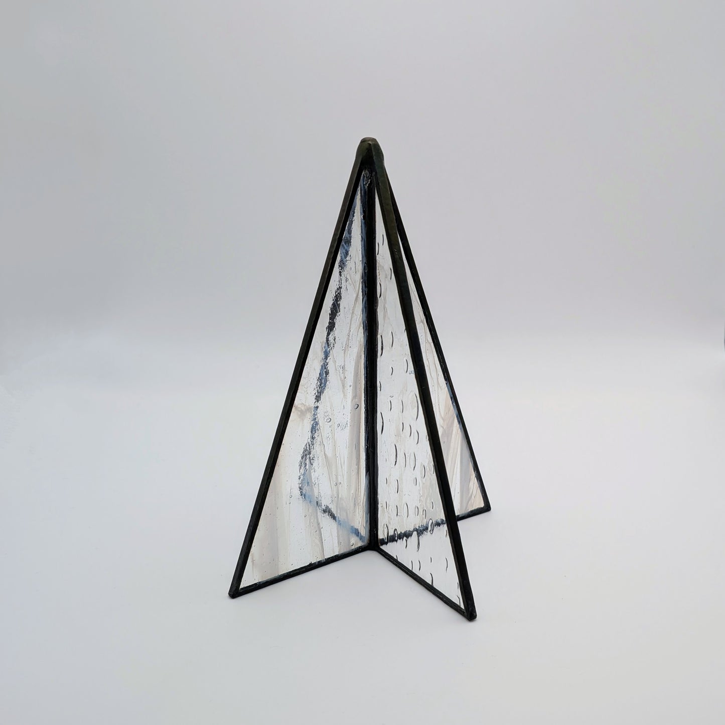 The Evergreen, Medium 2