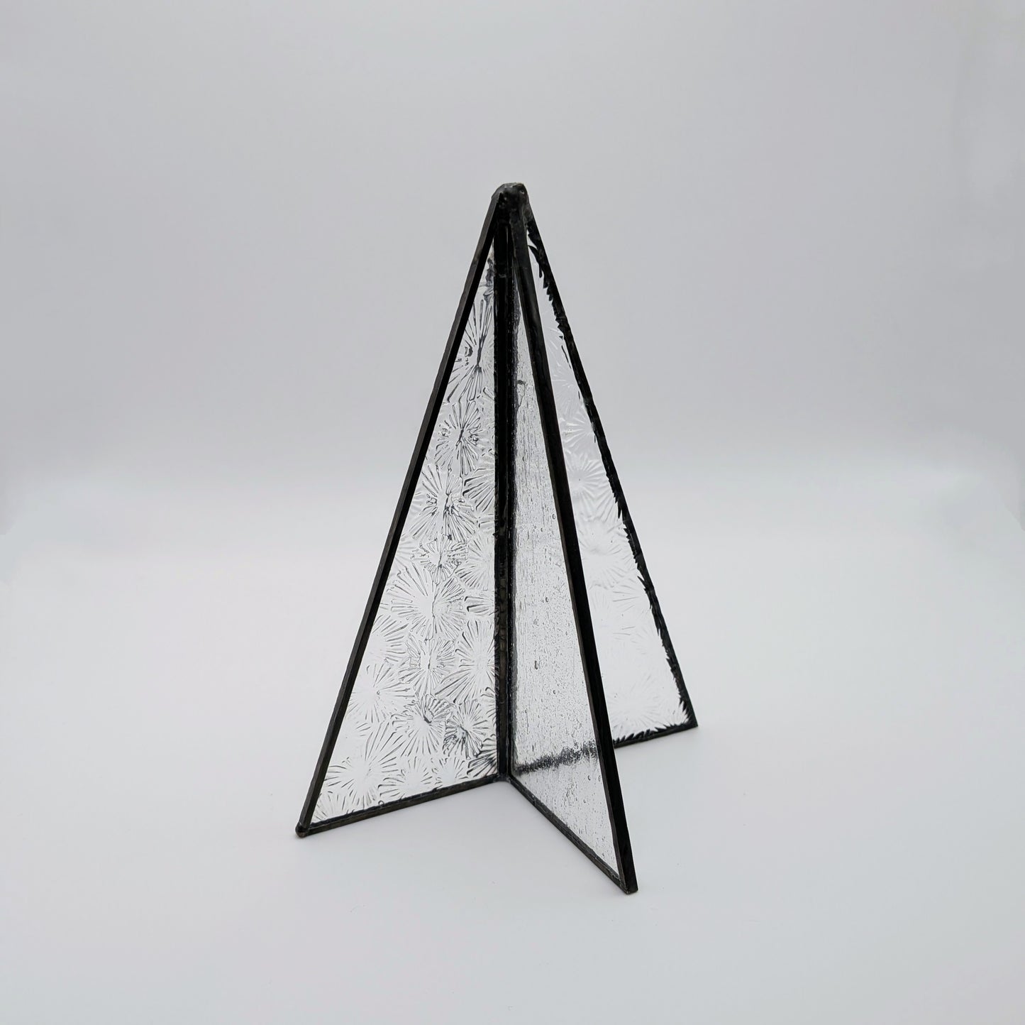 The Evergreen, Medium 1